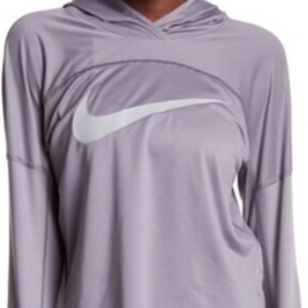✨Host Pick✨ Nike pull over - active wear.